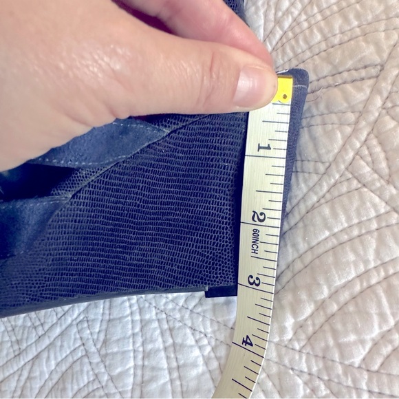 Impo Shoes Women's Wedge Sandals Navy Blue Size 10 like new never worn - Picture 6 of 10